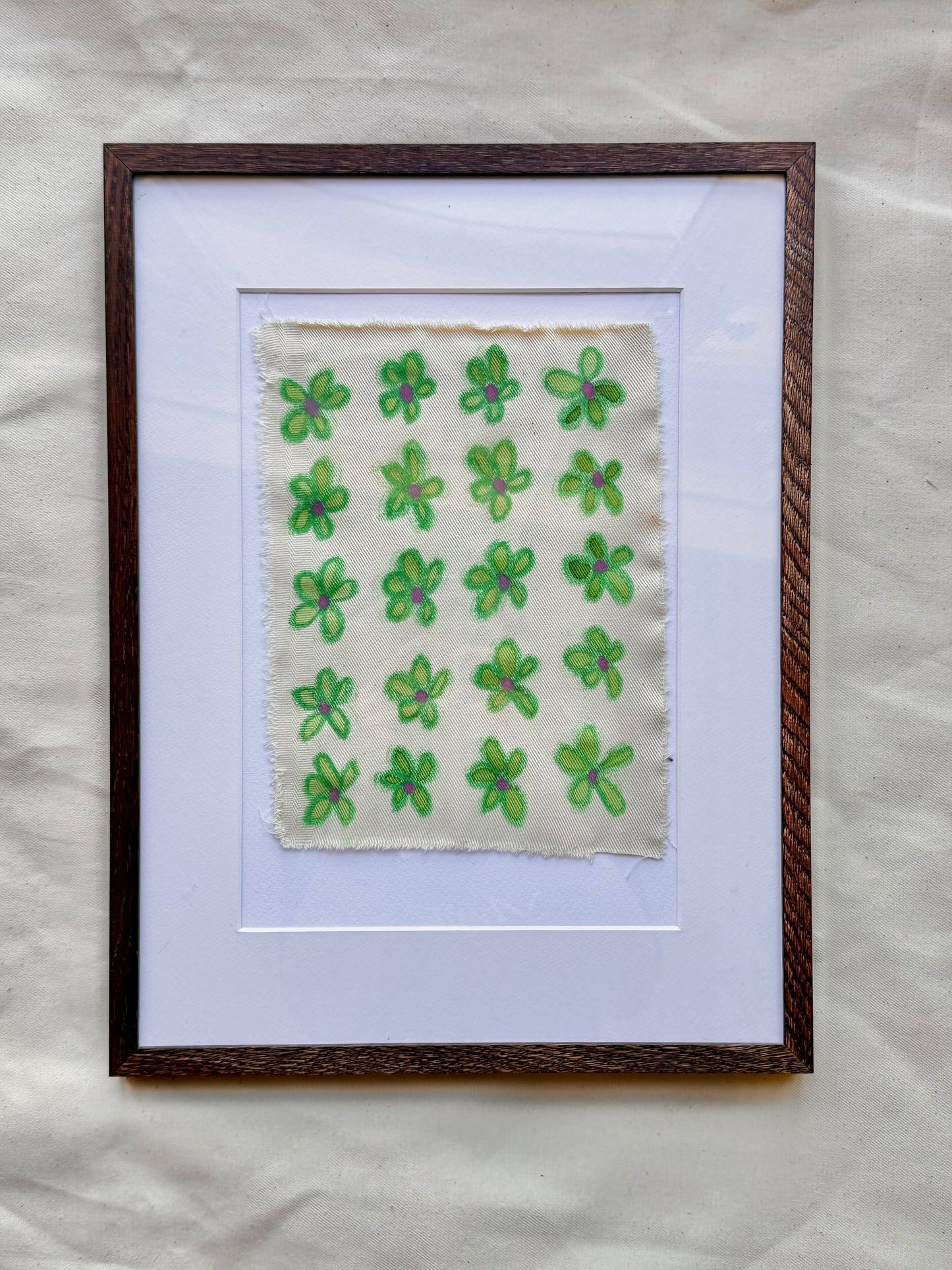 DAISY PÅ DENIM (grøn/lyserød)