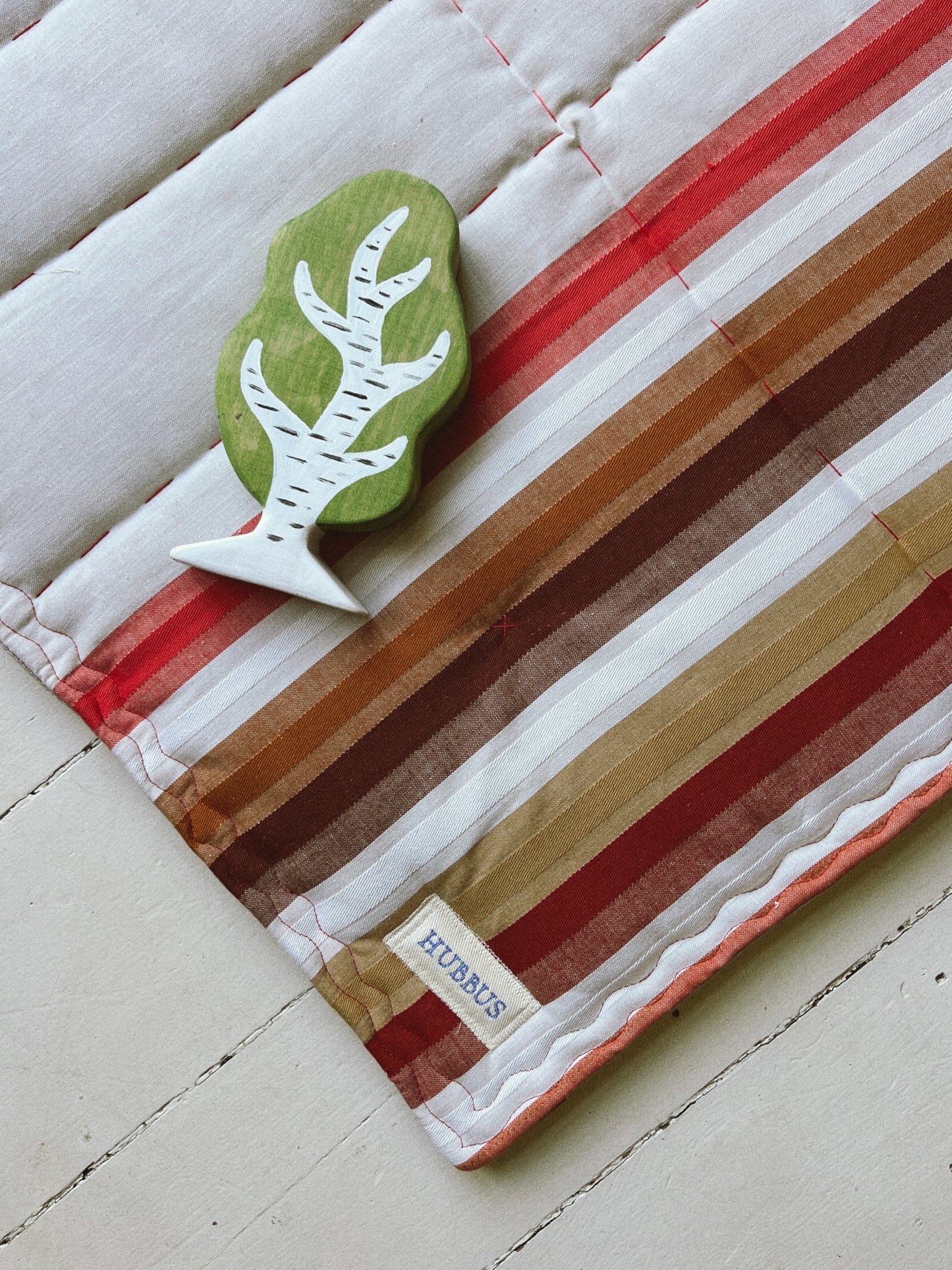 Hand-quilted baby mat - 68x60cm