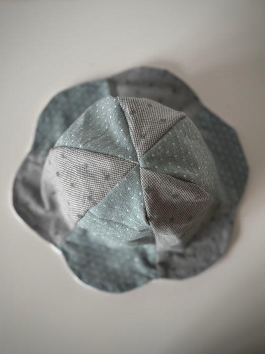 SMØRBLOMST sommerhat