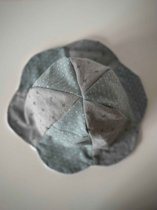 SMØRBLOMST sommerhat