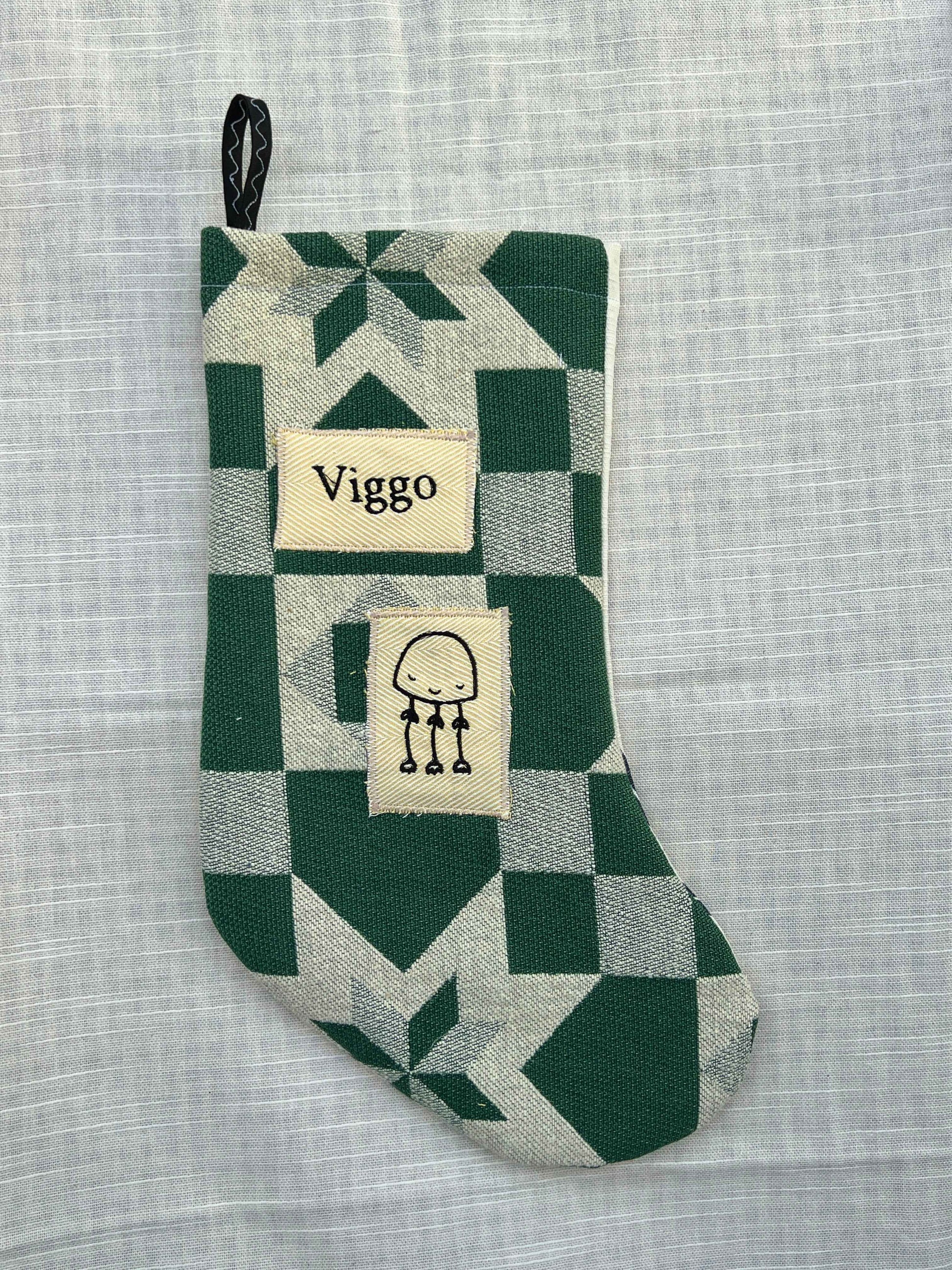 Made to order julesok i dobbeltvævet grønt vintage tekstil - tilføj navn og motiv