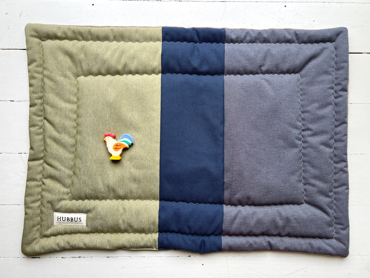 Quilted baby playmat