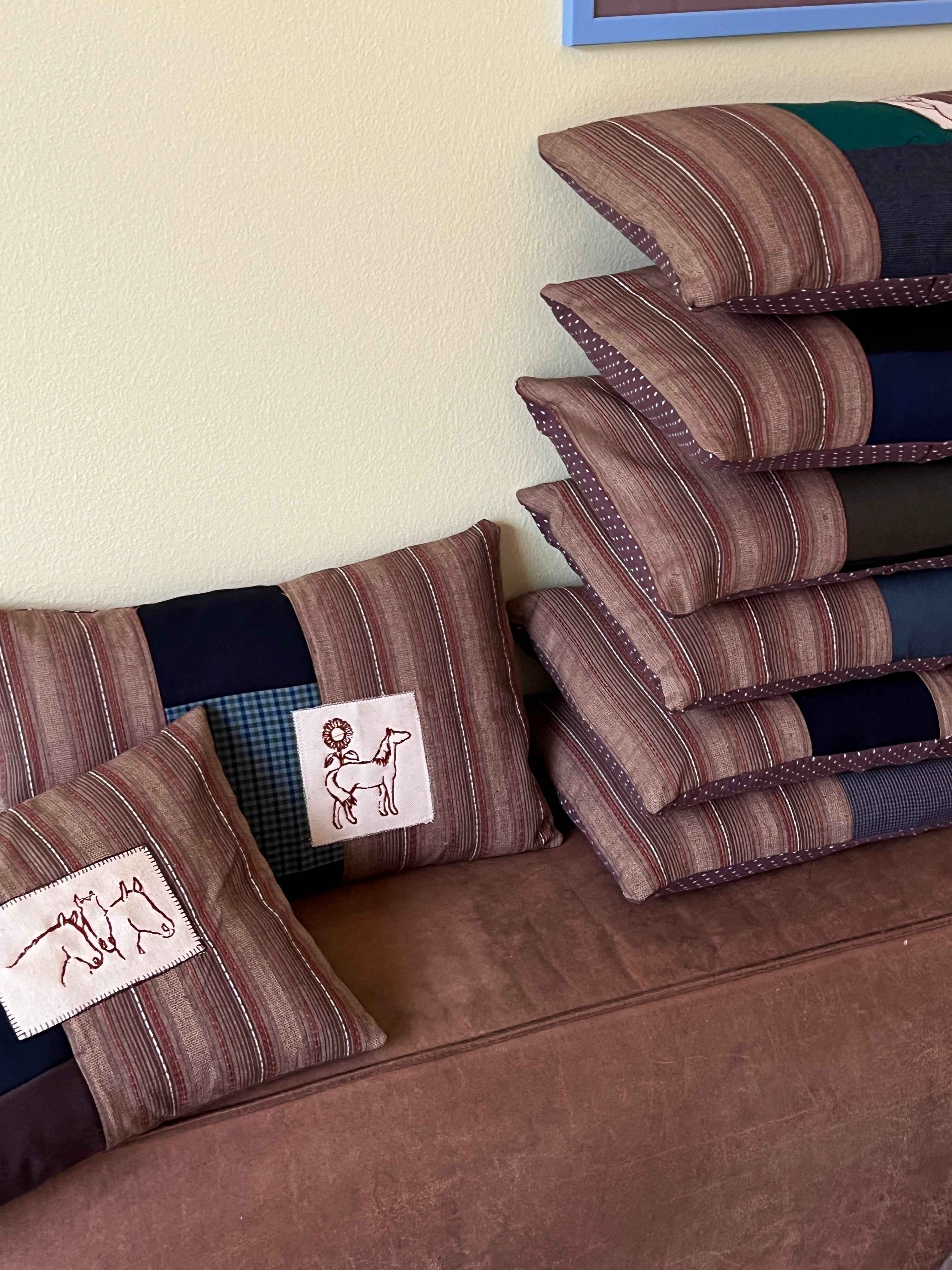 STORY PILLOW — 5