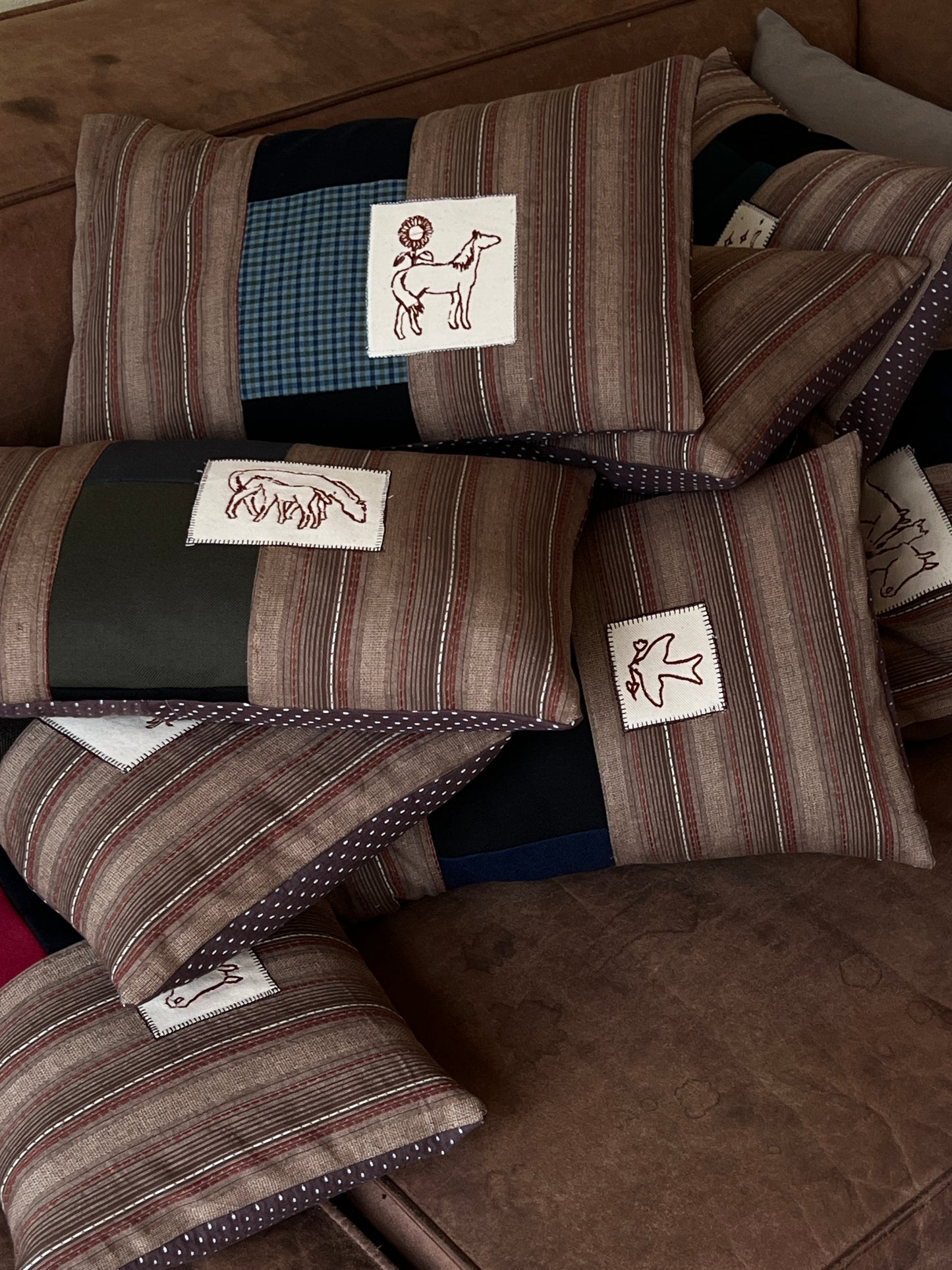 STORY PILLOW — 3