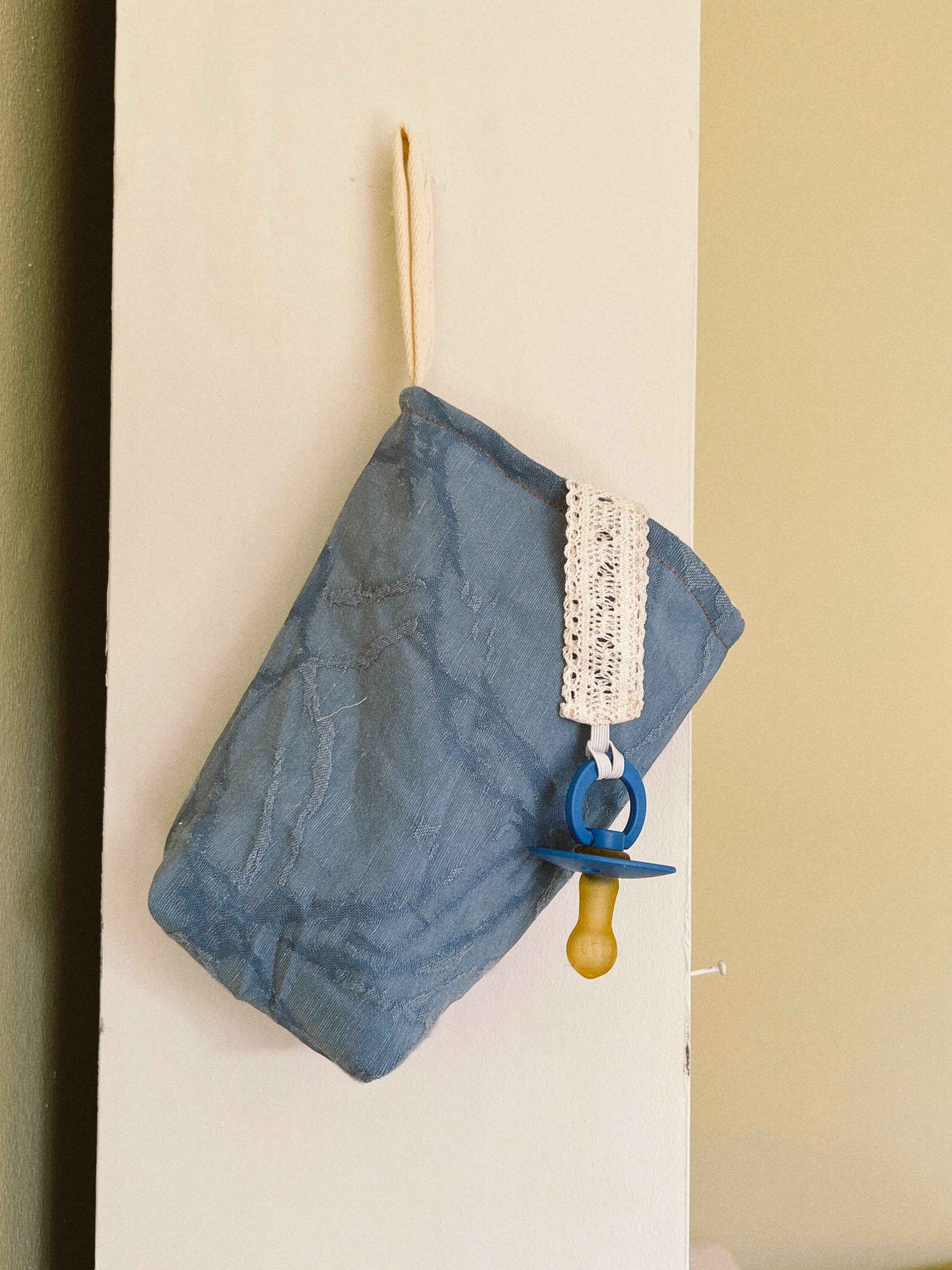 MOON POUCH #24