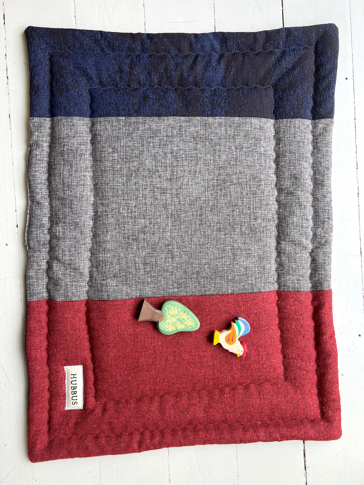 Quilted baby playmat