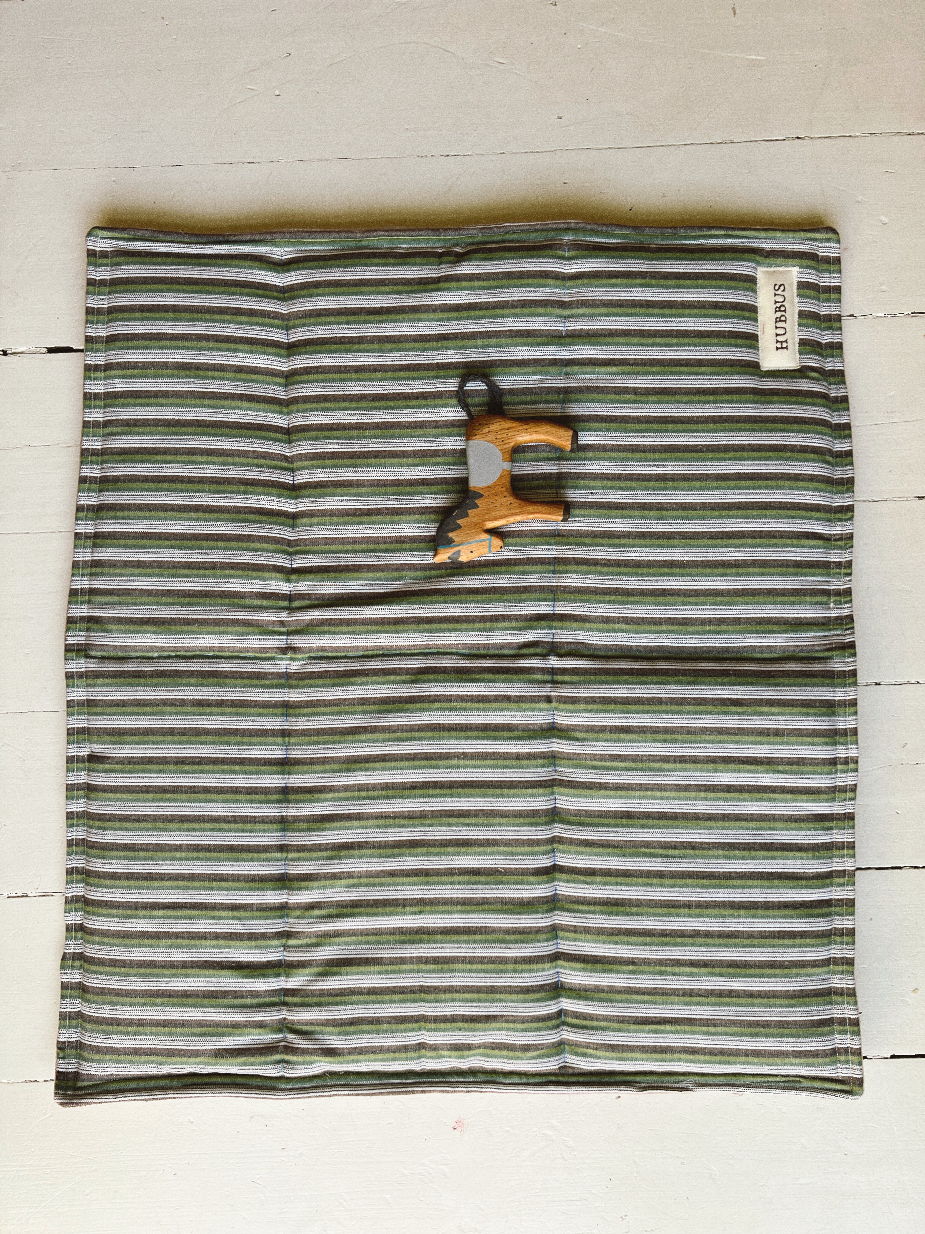 Hand-quilted baby mat - 71x65cm