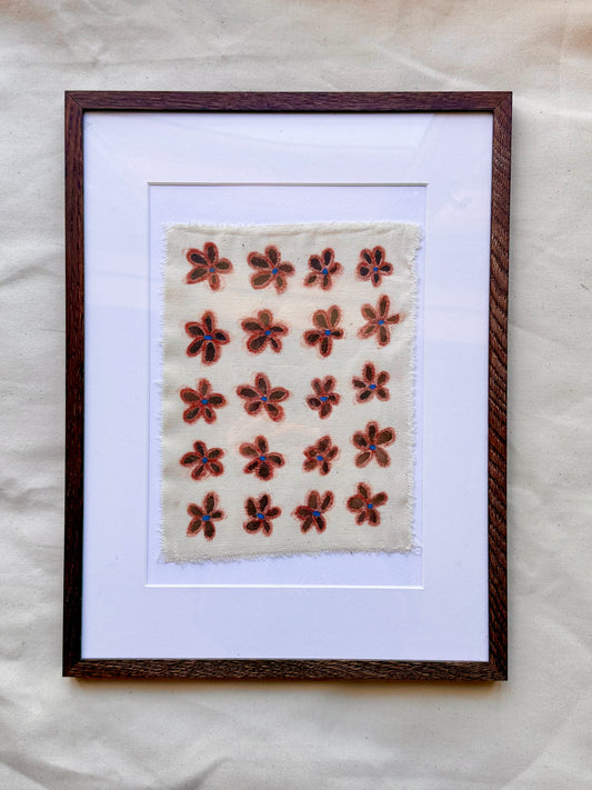 DAISY PÅ DENIM (rød/brun)