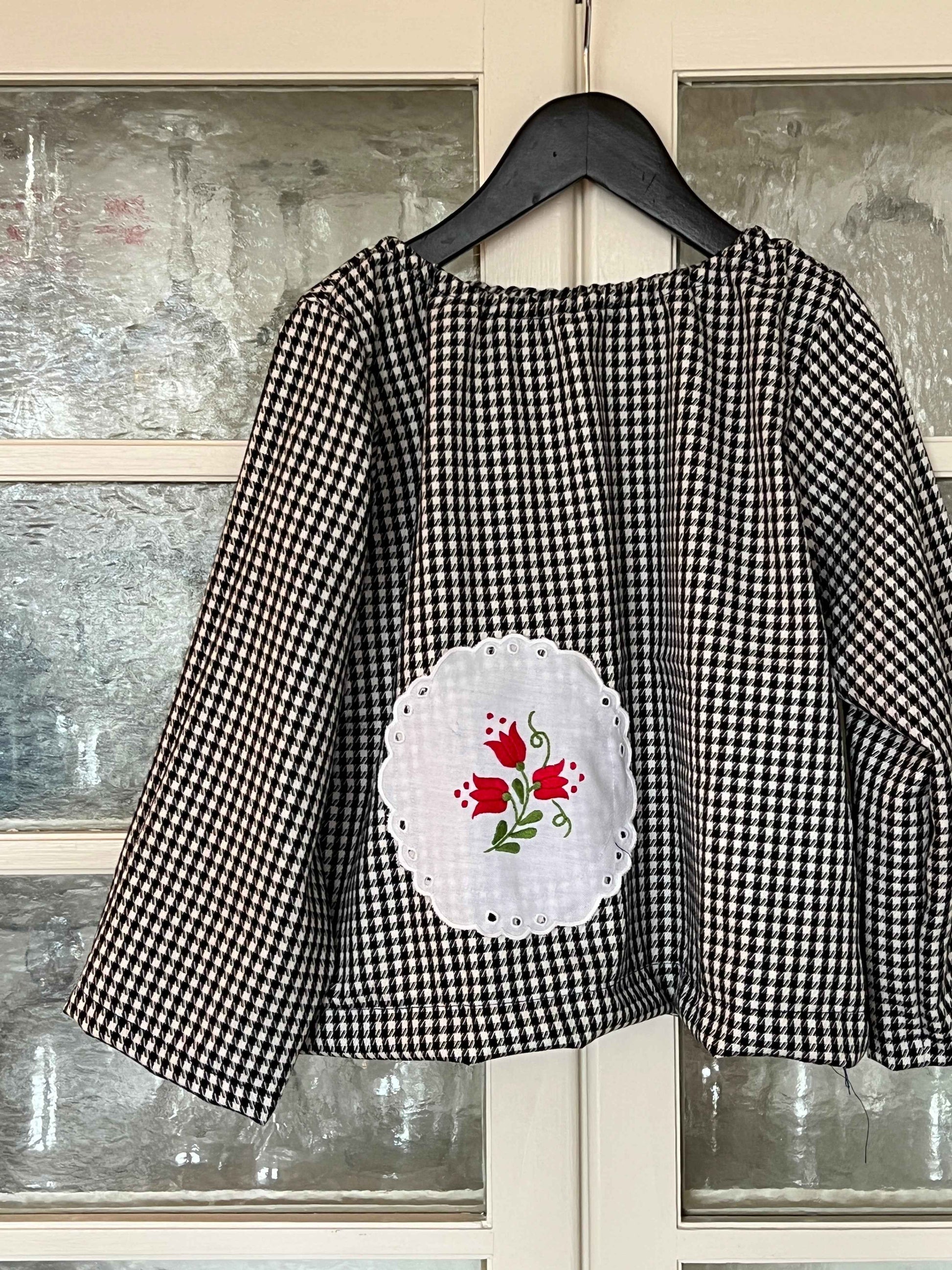 HELGE bluse i uld 4-6 år