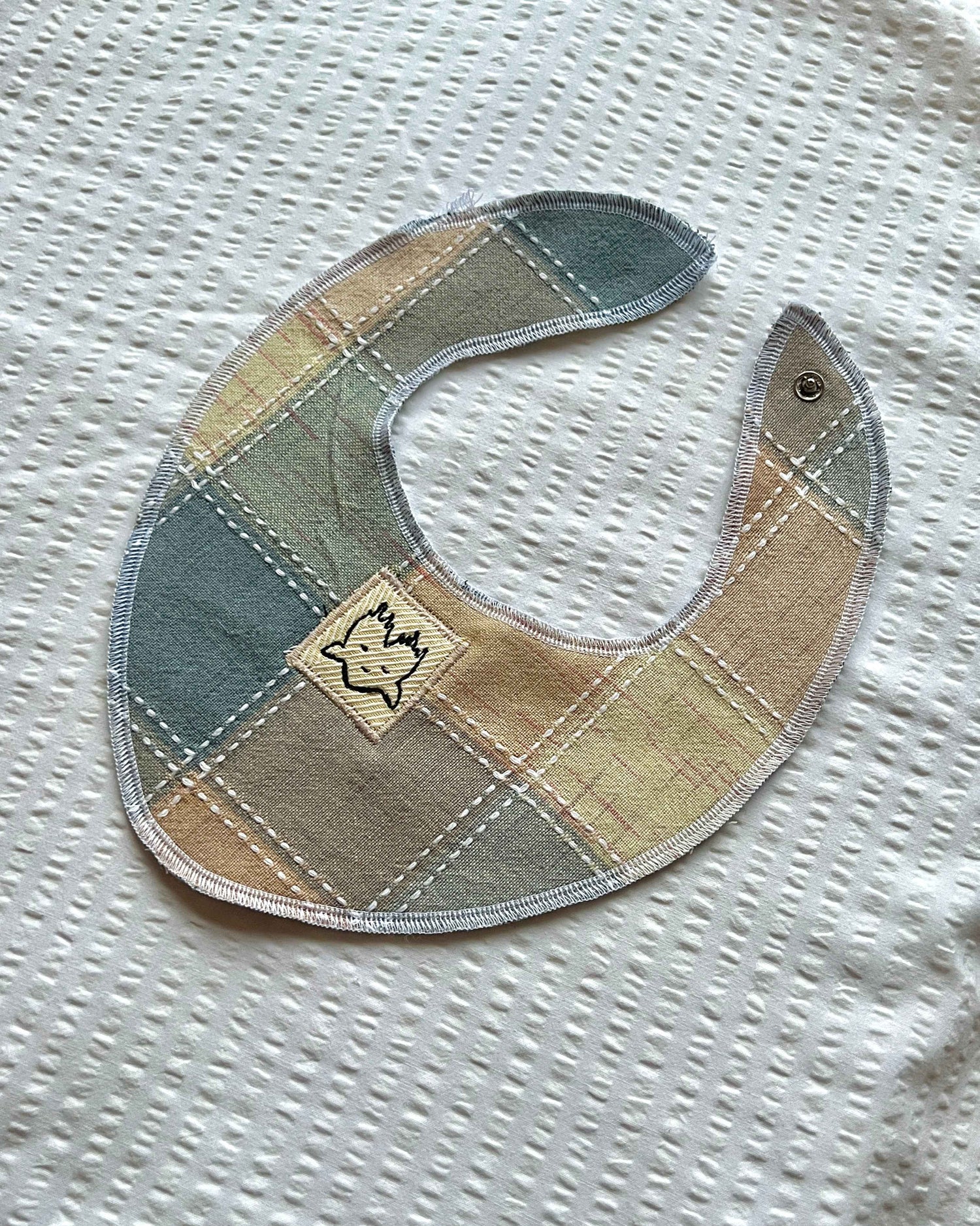 SMÆKKER savlesmæk, håndsyet i vintage tekstiler – tilføj navn eller motiv