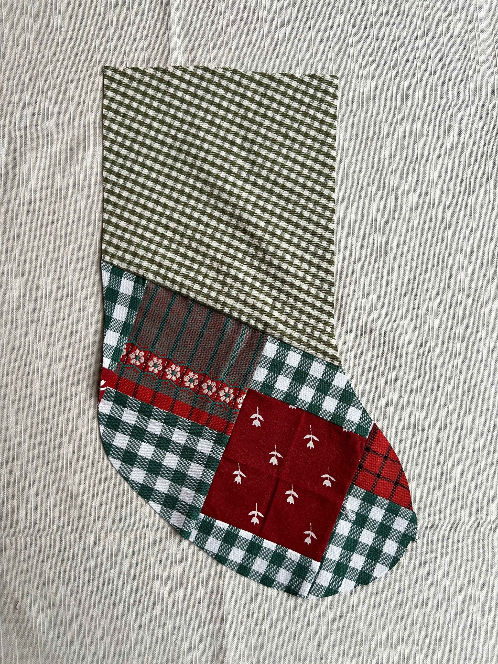 Made to order julesok i vintage tekstil - tilføj navn og motiv