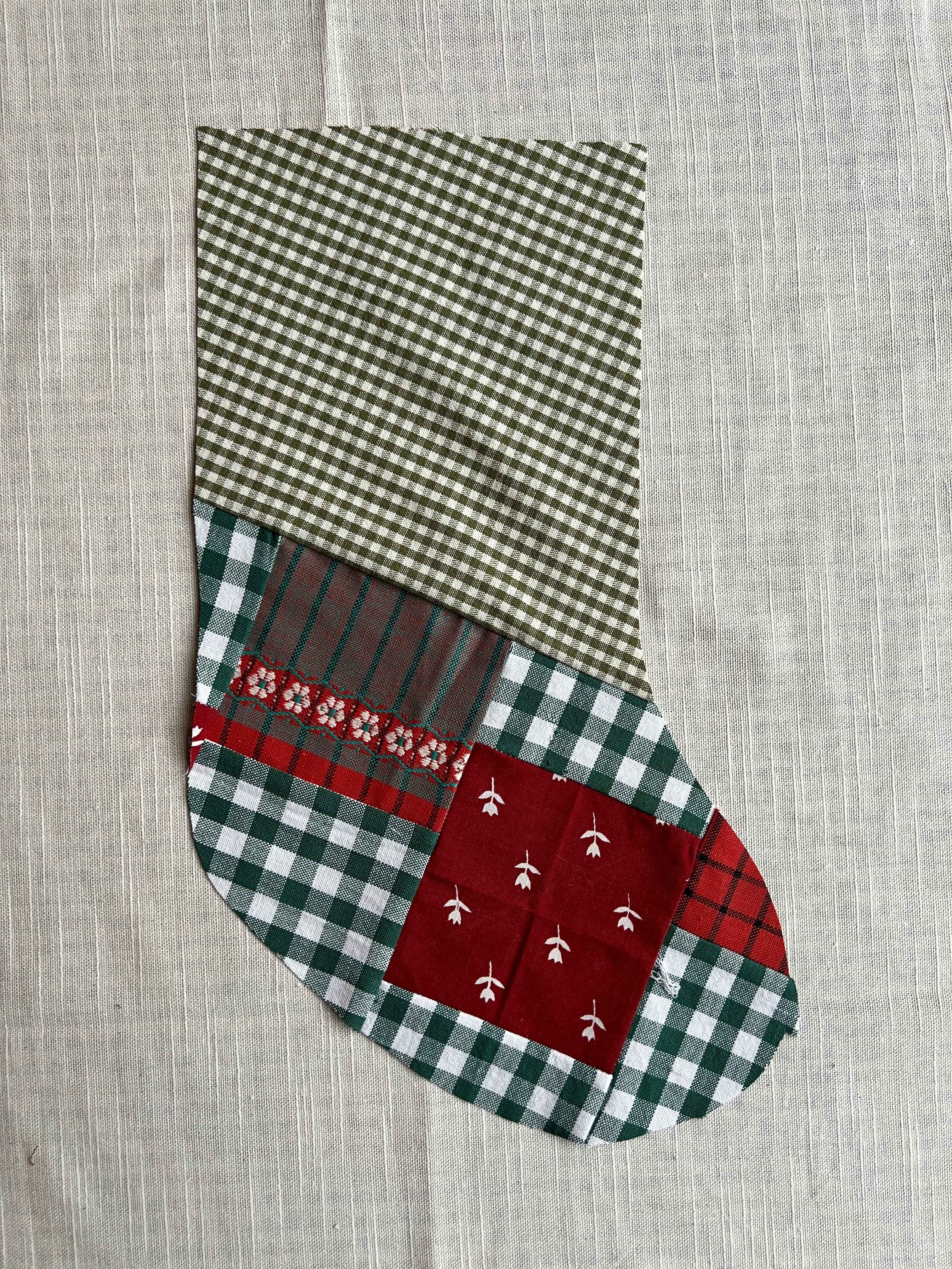 Made to order julesok i vintage tekstil - tilføj navn og motiv