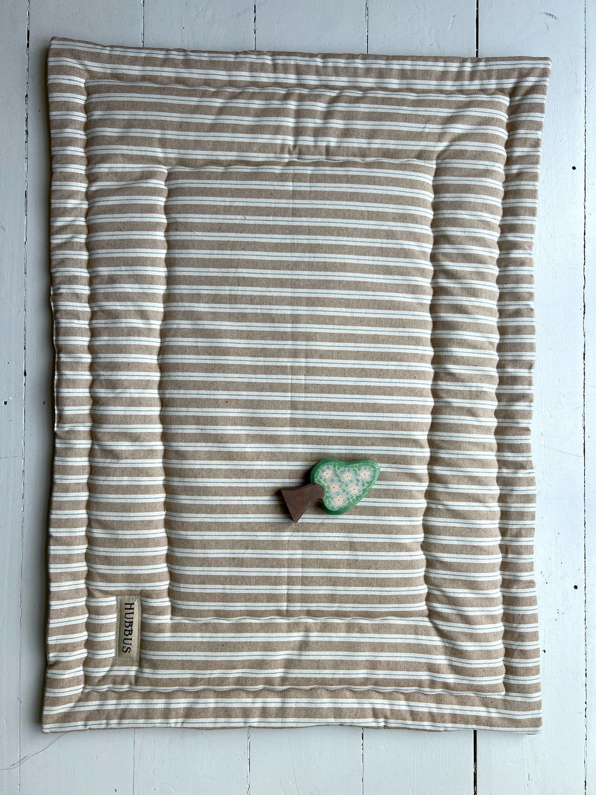 Quilted baby playmat
