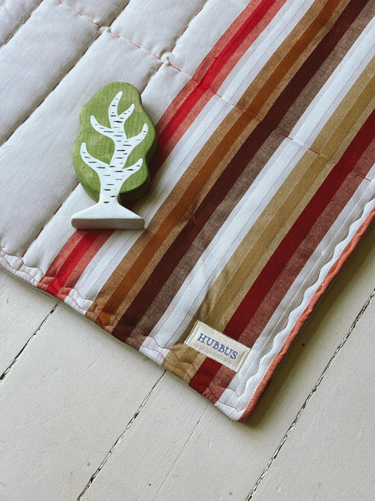 Hand-quilted baby mat - 68x60cm