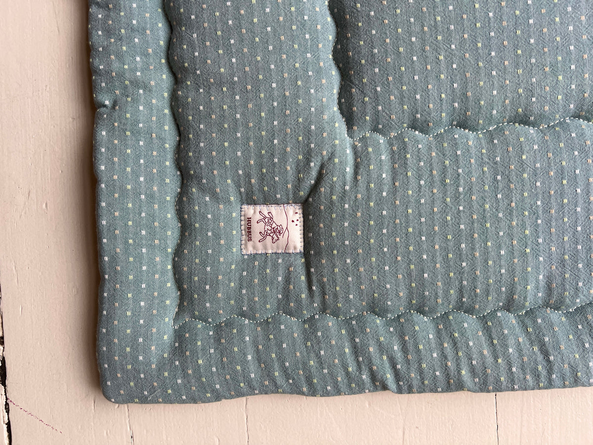 Quilted baby playmat