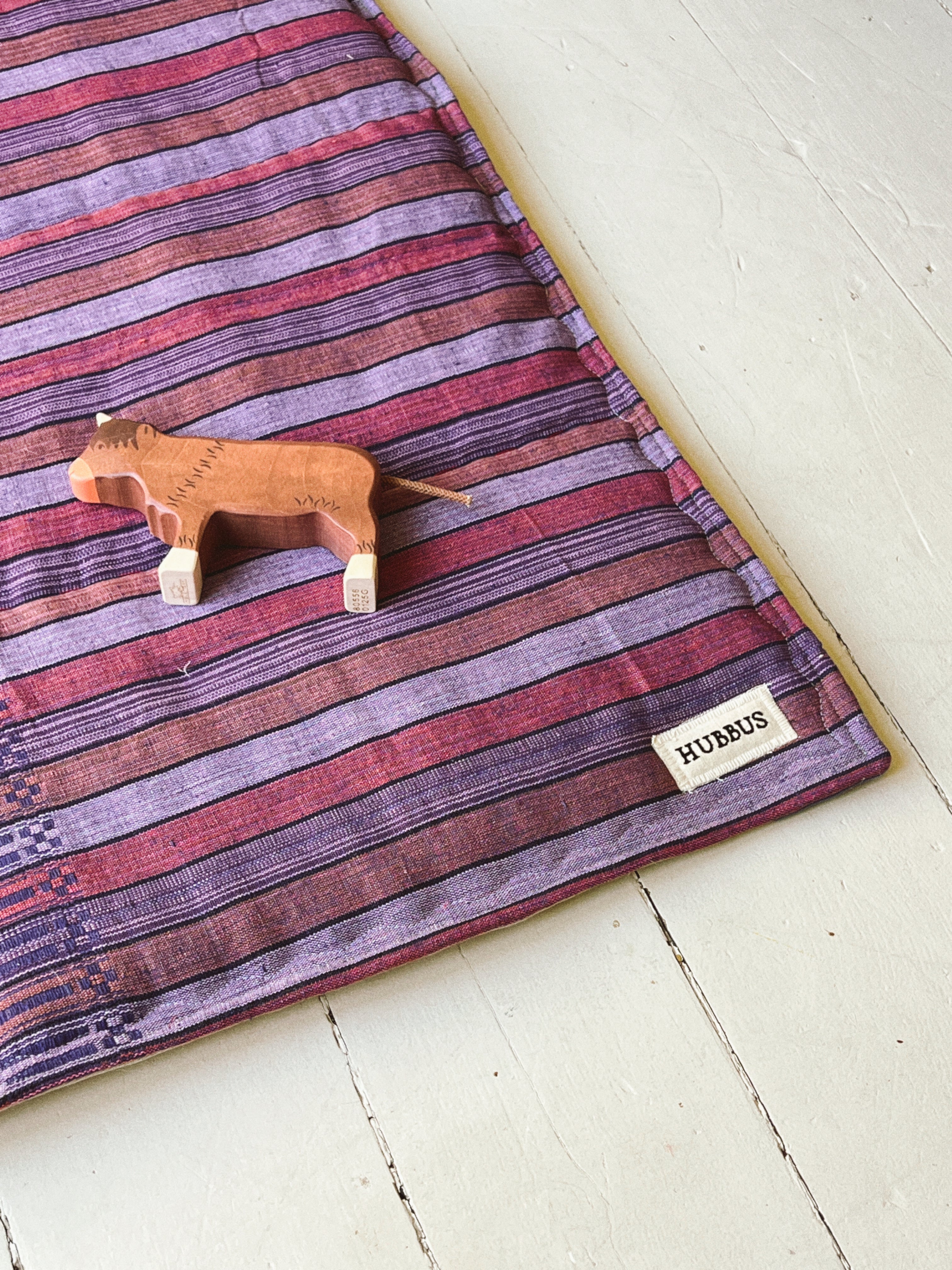 Hand-quilted baby mat - 85x75cm