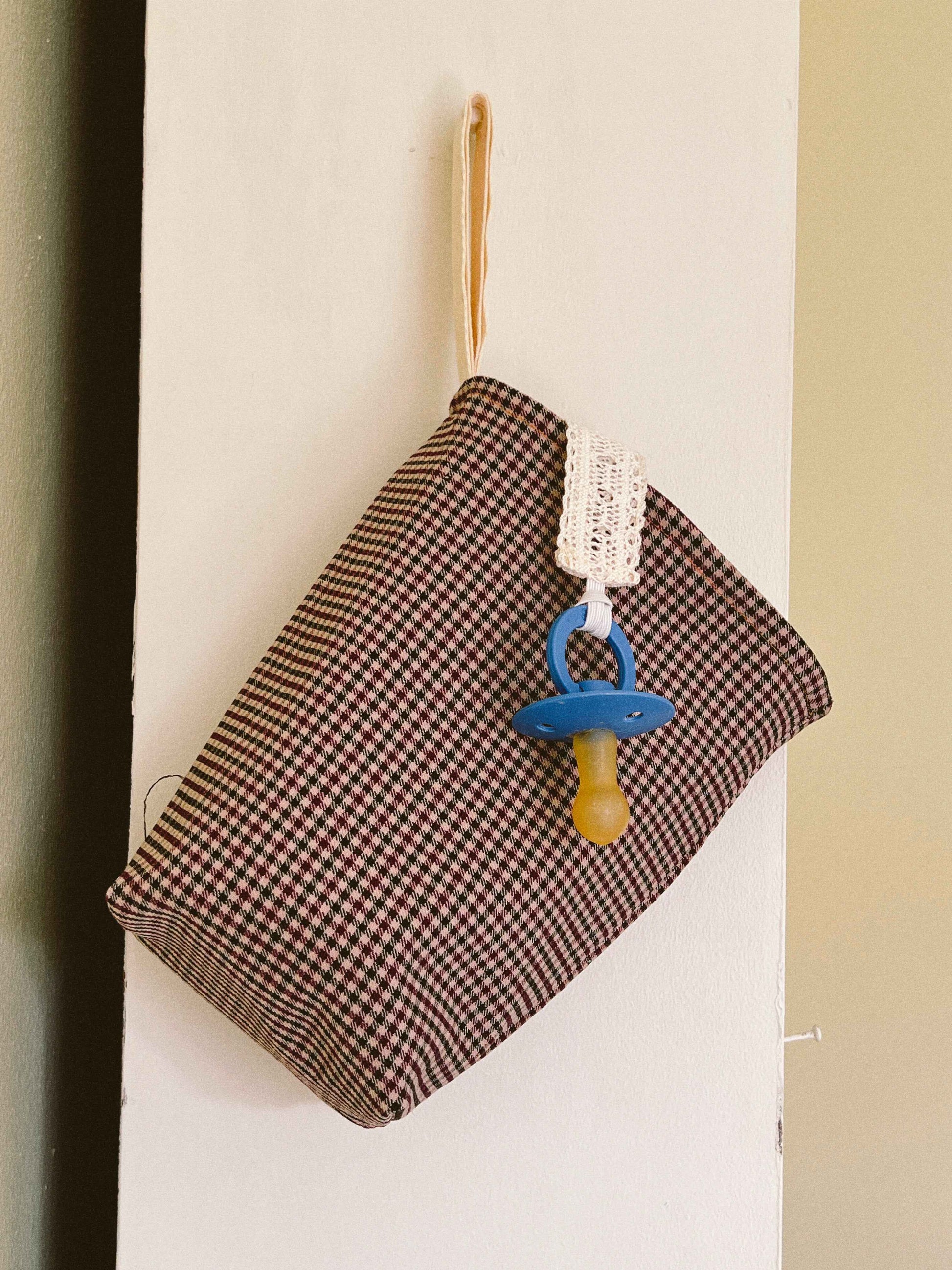 MOON POUCH #19