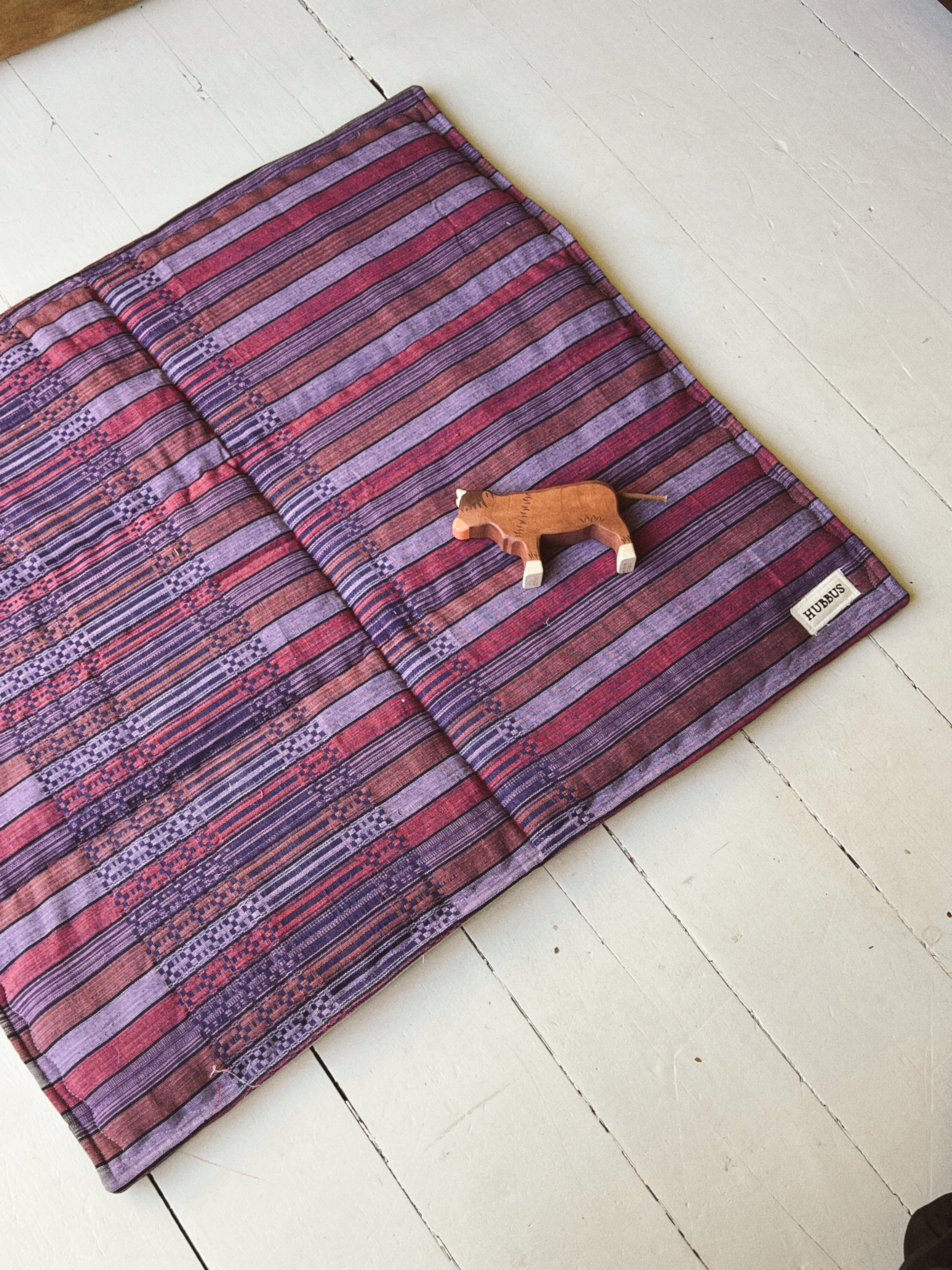 Hand-quilted baby mat - 85x75cm