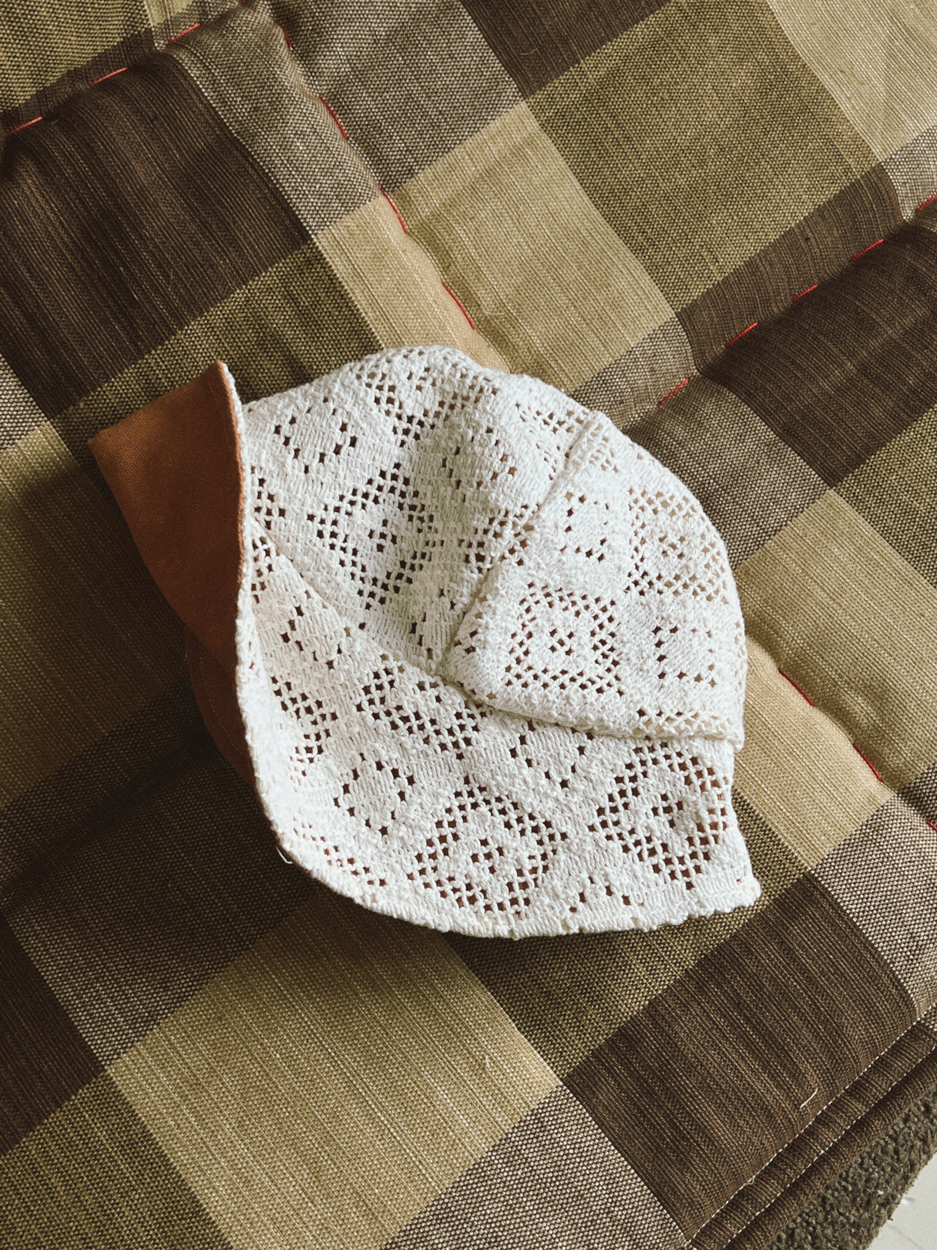 LØMMELHAT, cotton lace
