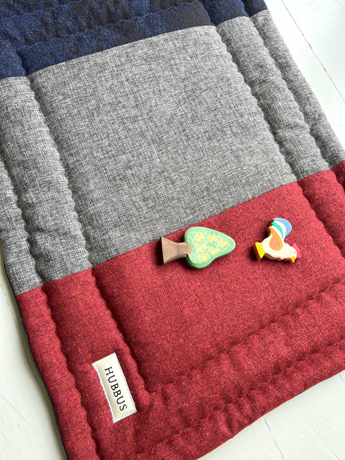 Quilted baby playmat