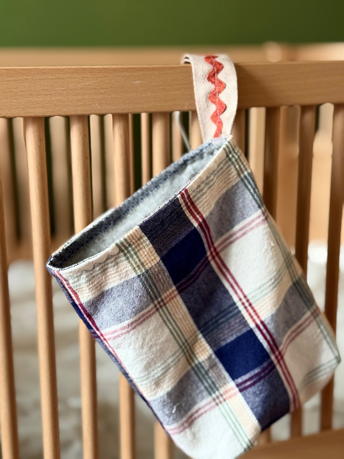 Moon Pocket