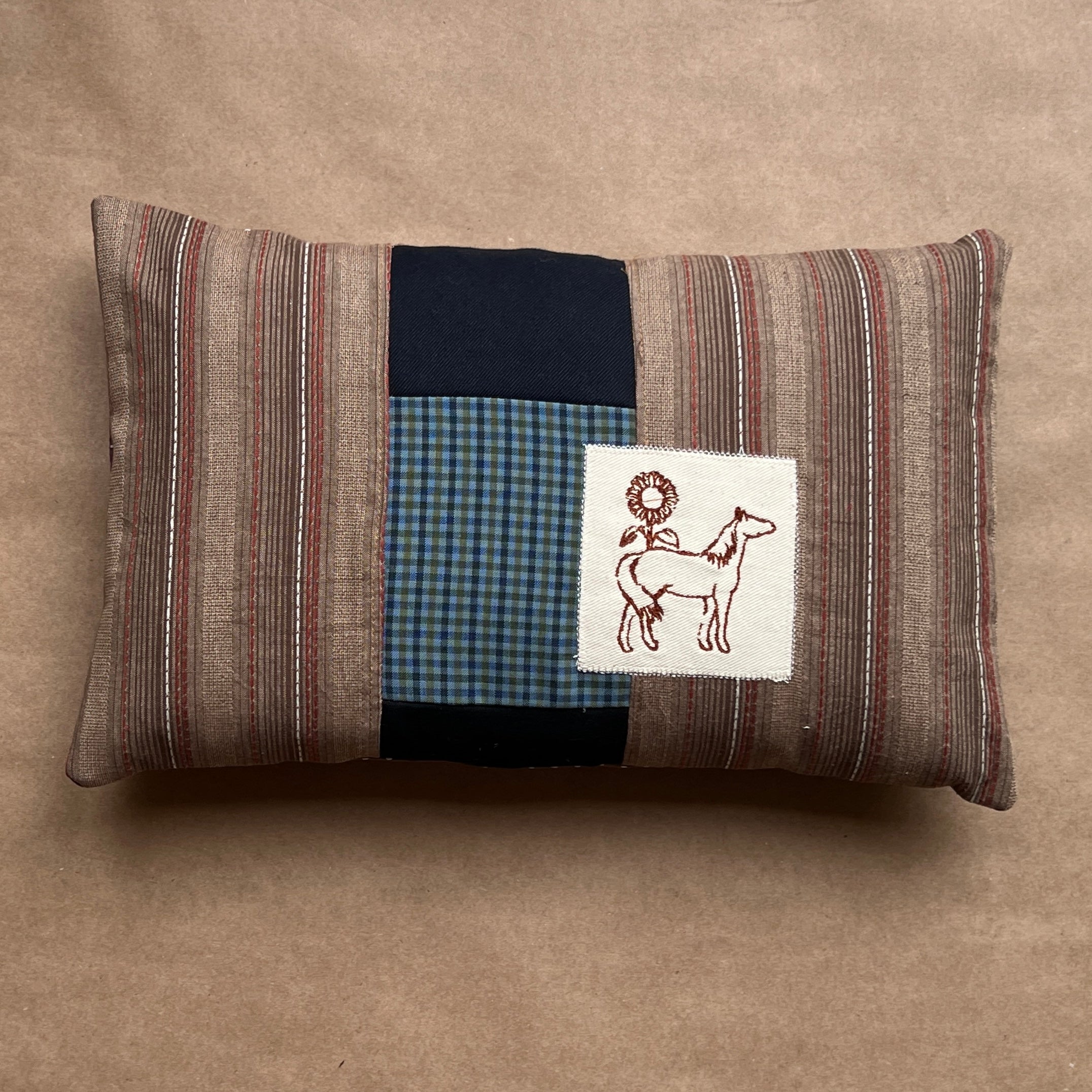 STORY PILLOW — 10