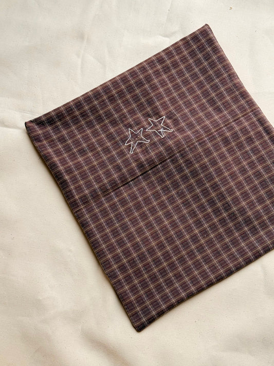 Pillowcase with embroidered motif (add name)