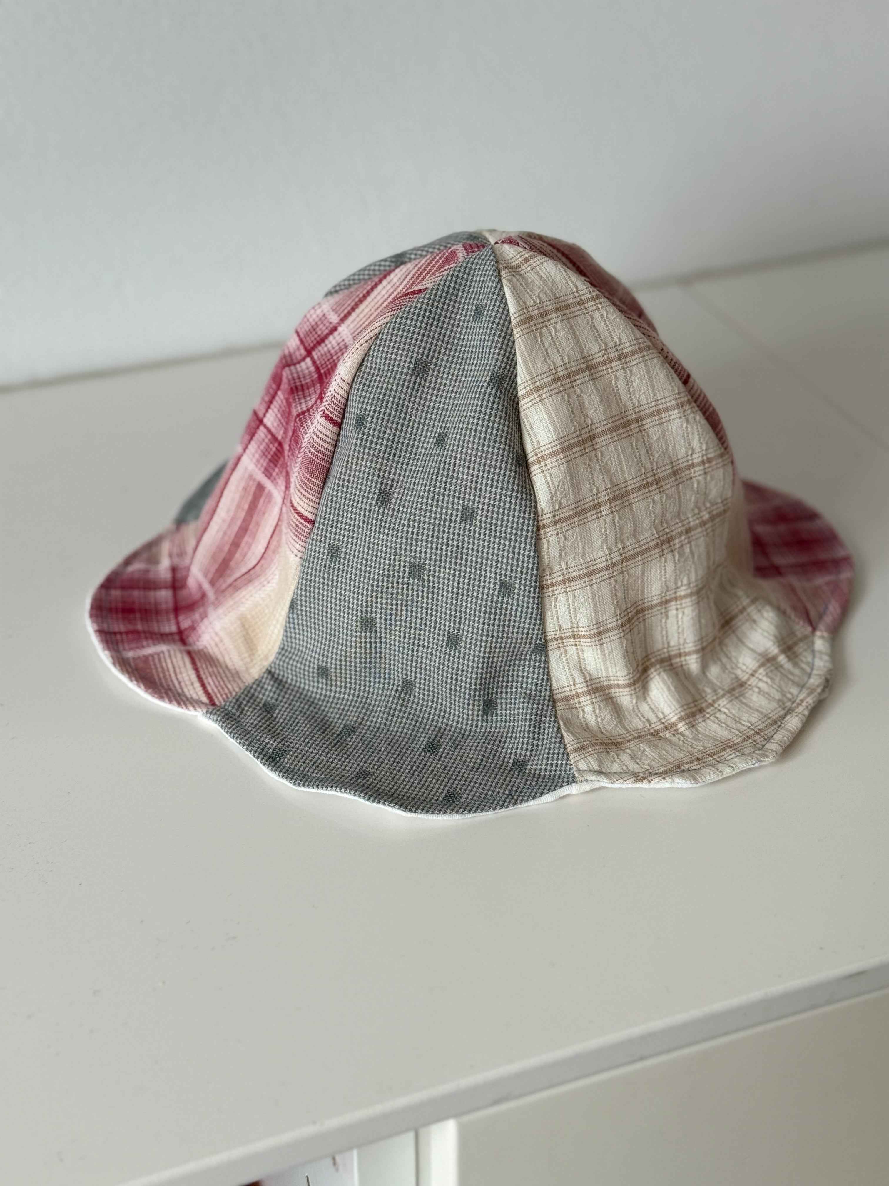 SMØRBLOMST sommerhat